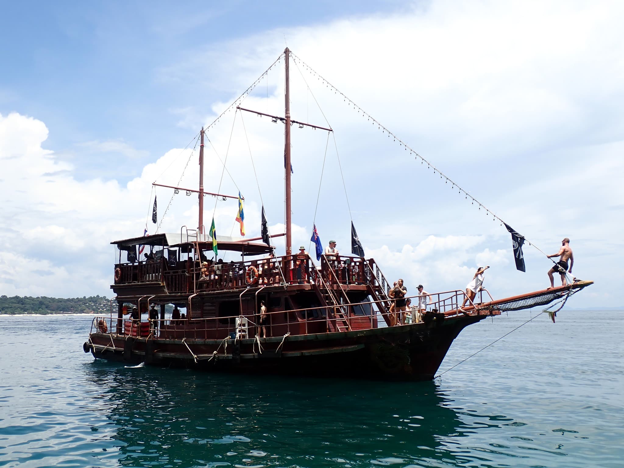 Private Boat Tours - Phi Phi Pirate