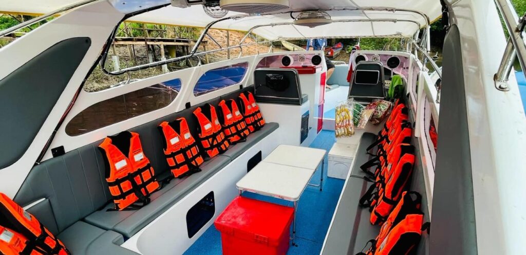 Basic Phi Phi Island Private Speedboat Charter From Phuket