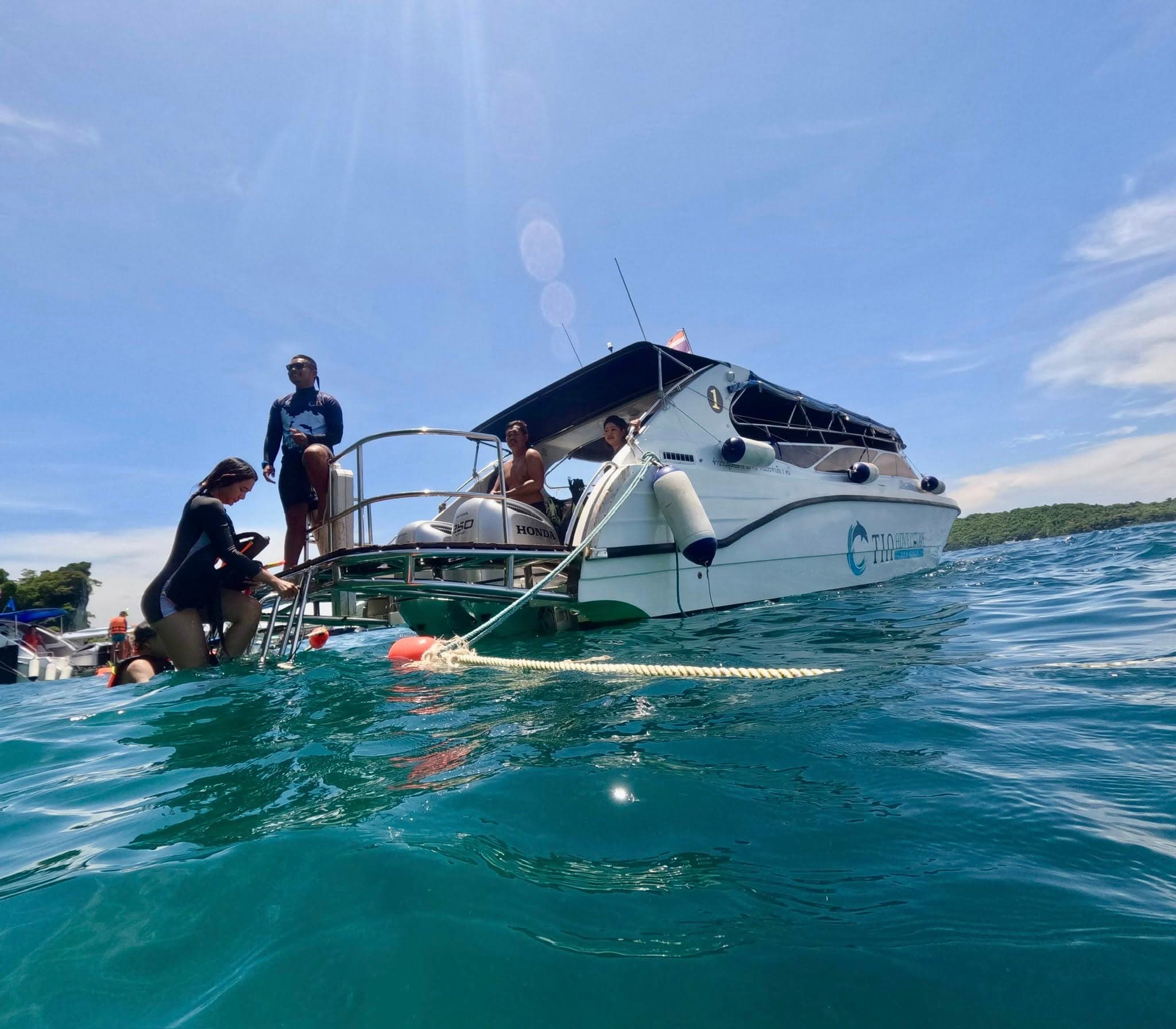 Phi Phi Islands & Bamboo Island One Day Premium Speedboat Tour From Koh Lanta