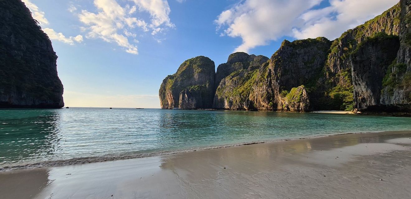 maya bay phi phi leh island tour sunrise