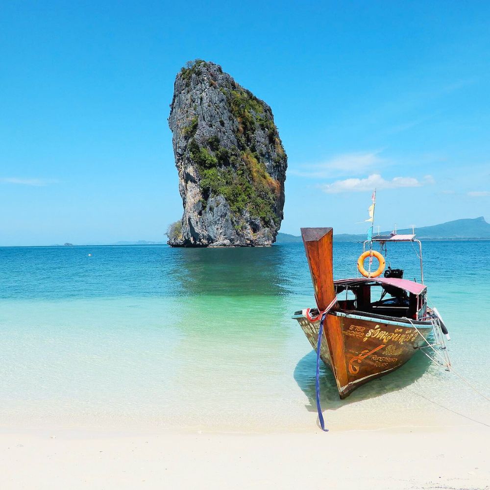 koh poda island krabi 4 four islands longtail boat on the beach tour