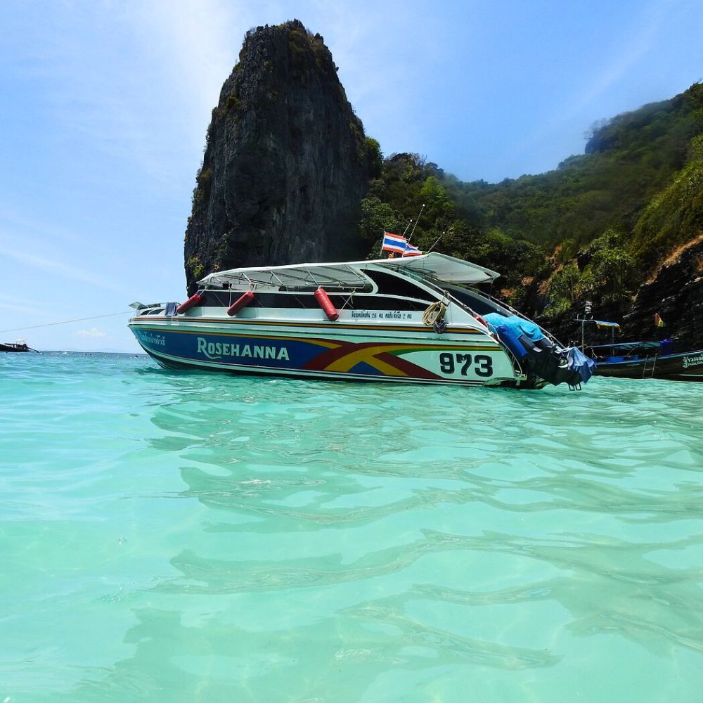 rose hanna arisa phi phi island koh speedboat tour one day half day ocean