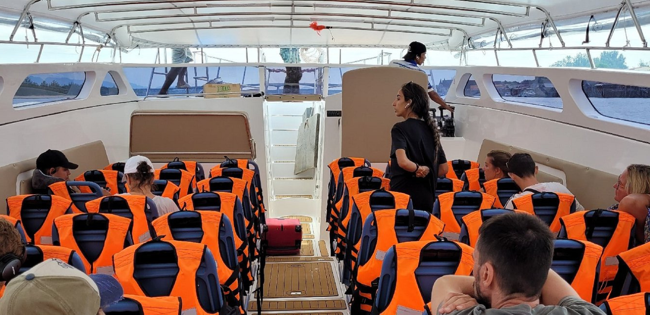 speedboat transfer one way travel ticket phi phi phuket krabi lanta lipe thailand boat interior